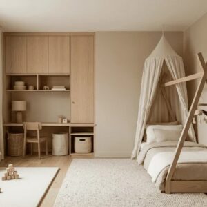 Habitación infantil con cama tipi y mobiliario integrado en madera